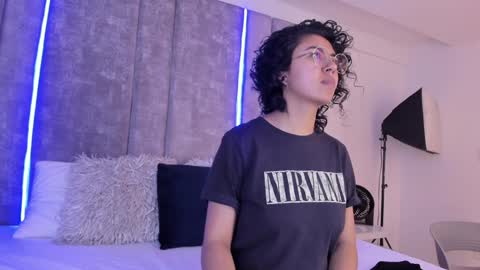 Snapshot of amarettho chatting on 01.23.25 Emily online show from 01.23.25