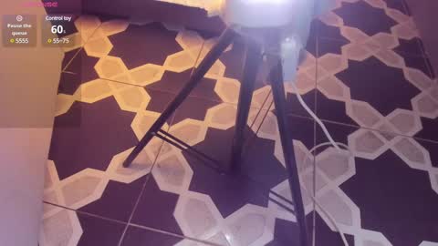 Snapshot of amarettho chatting on 03.01.25 Emily online show from 03.01.25