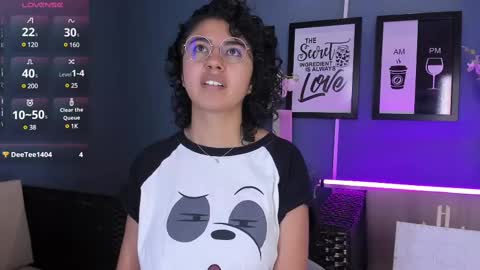 Snapshot of amarettho chatting on 03.04.25 Emily online show from 03.04.25