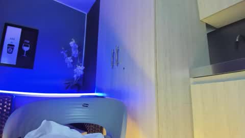 Snapshot of amarettho chatting on 10.22.25 Emily online show from 10.22.25