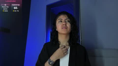 Snapshot of amarettho chatting on 11.08.25 Emily online show from 11.08.25