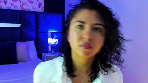 Snapshot of amarettho chatting on 11.23.25 Emily online show from 11.23.25