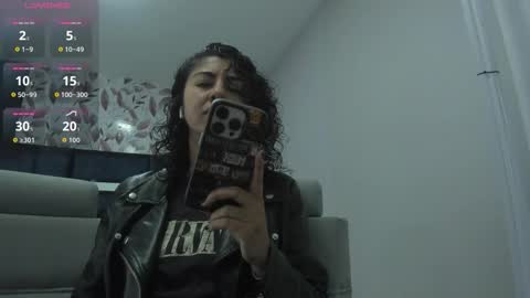 Snapshot of amarettho chatting on 11.27.25 Emily online show from 11.27.25