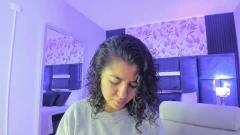 Snapshot of amarettho chatting on 12.04.25 Emily online show from 12.04.25