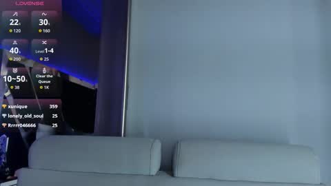 Snapshot of amarettho chatting on 12.13.25 Emily online show from 12.13.25