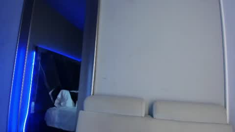 Emily online show from 07.04.26