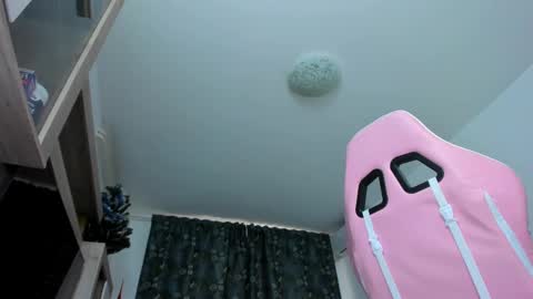 Snapshot of amateur_fitbabex chatting on 02.04.25 amateur_fitbabex online show from 02.04.25