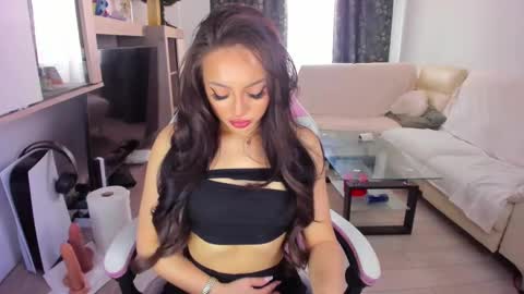 Snapshot of amateur_fitbabex chatting on 03.09.25 amateur_fitbabex online show from 03.09.25