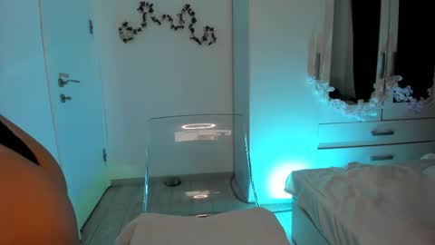 Snapshot of amateur_fitbabex chatting on 09.14.25 amateur_fitbabex online show from 09.14.25