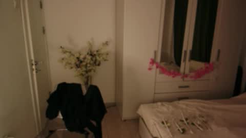 Snapshot of amateur_fitbabex chatting on 10.19.25 amateur_fitbabex online show from 10.19.25