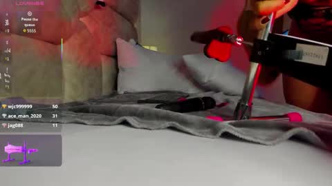 Snapshot of amatista__smith chatting on 12.01.25 AMATISTA online show from 12.01.25