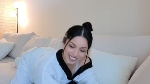 amaya_floress online show from 05.25.26