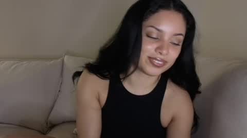 amaya_floress online show from 07.11.26