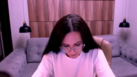 Snapshot of amazingeyes89 chatting on 05.05.26 Izza online show from 05.05.26