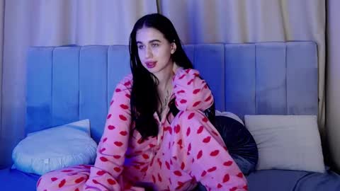 Snapshot of amazongoddess_ chatting on 03.06.25 Amazon online show from 03.06.25