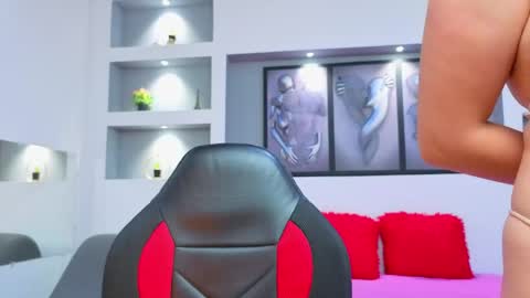 Snapshot of ambar_sex10 chatting on 05.12.26 Ambar online show from 05.12.26