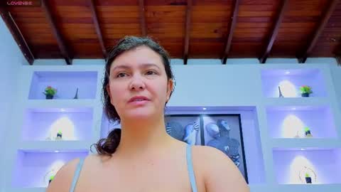 Snapshot of ambar_sex10 chatting on 06.10.26 Ambar online show from 06.10.26