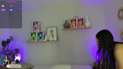 ambarevans_ online show from 09.10.25