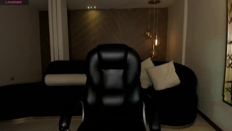 Ambar  online show from 11.14.25