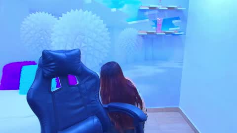 Snapshot of ambel_rose chatting on 11.30.25 ambel_rose online show from 11.30.25