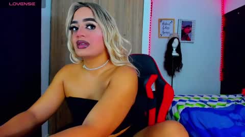 Snapshot of amber_bigcum chatting on 07.27.26 Amber sofia pitter online show from 07.27.26