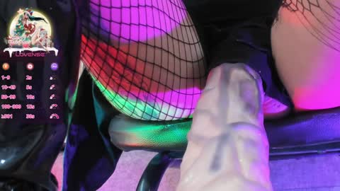 Snapshot of amber_blair chatting on 12.27.24 amber_blair online show from 12.27.24