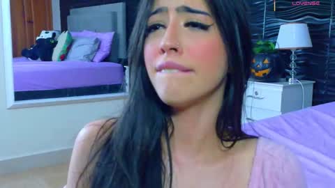 amber_bull online show from 11.21.25