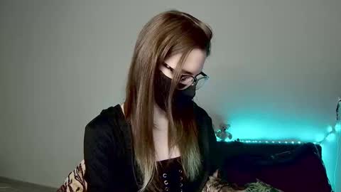 Amber non-nude model online show from 01.14.26