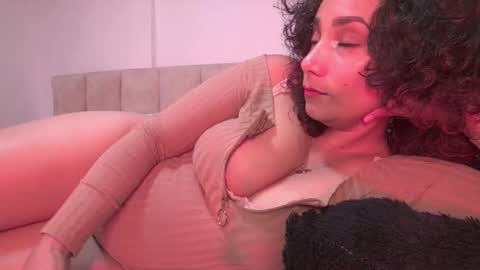 Snapshot of amber_demons chatting on 10.15.25 Amber Demons online show from 10.15.25