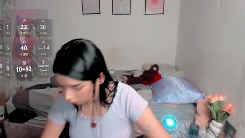 Snapshot of amber_landy1 chatting on 12.21.25 amber online show from 12.21.25