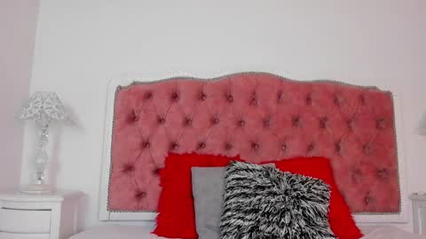 Snapshot of amber_roose75 chatting on 09.15.25 julieta  online show from 09.15.25