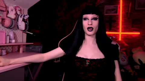 DEMONESS AMBER 666 online show from 06.02.26