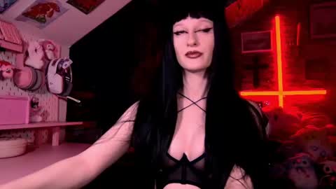 DEMONESS AMBER 666 online show from 06.09.26