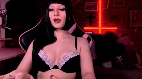 DEMONESS AMBER 666 online show from 06.22.26