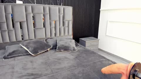 Snapshot of amberashford chatting on 09.20.25 Amber Ashford online show from 09.20.25