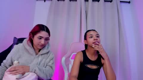 Amber Baker  online show from 01.25.25