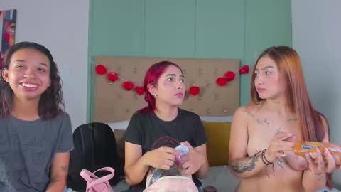 Amber Baker  online show from 02.10.25