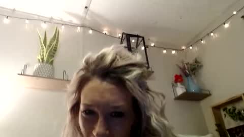 Snapshot of amberdesmond722 chatting on 02.01.26 Kaligirll online show from 02.01.26