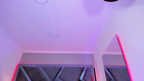 Snapshot of amberinihoffman chatting on 02.10.25 Amber online show from 02.10.25