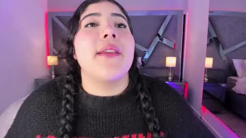 Snapshot of amberinihoffman chatting on 02.11.25 Amber online show from 02.11.25