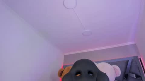 Snapshot of amberinihoffman chatting on 09.17.25 Amber online show from 09.17.25