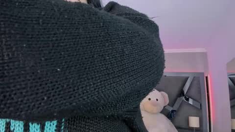 Snapshot of amberinihoffman chatting on 11.07.25 Amber online show from 11.07.25