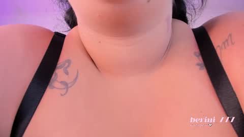 Snapshot of amberinihoffman chatting on 06.21.26 Amber online show from 06.21.26
