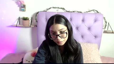 Snapshot of amberjeong chatting on 02.03.25 Amber Jeong online show from 02.03.25