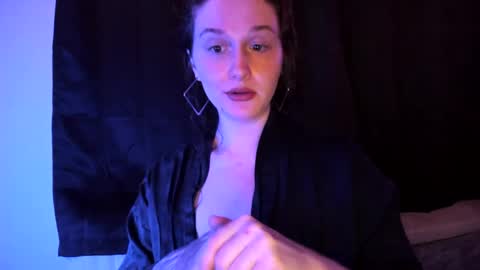 Snapshot of amberkinsley chatting on 10.05.25 amberkinsley online show from 10.05.25