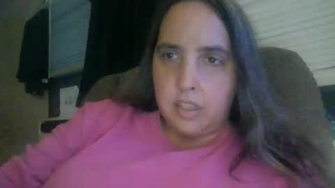 Snapshot of amberlixen chatting on 10.29.25 amberlixen online show from 10.29.25