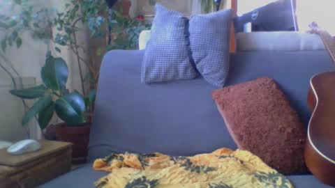 Amberr11 online show from 02.04.25