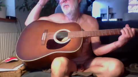 Amberr11 online show from 09.25.25