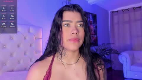 Snapshot of amberr_rousse chatting on 09.22.25 MISS AMBERR online show from 09.22.25