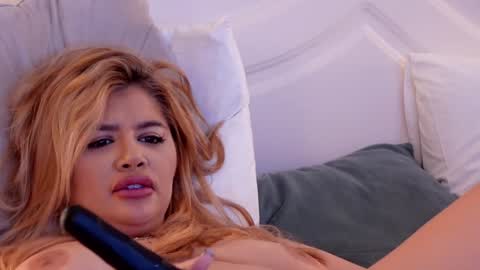 Amberseyes online show from 12.11.24